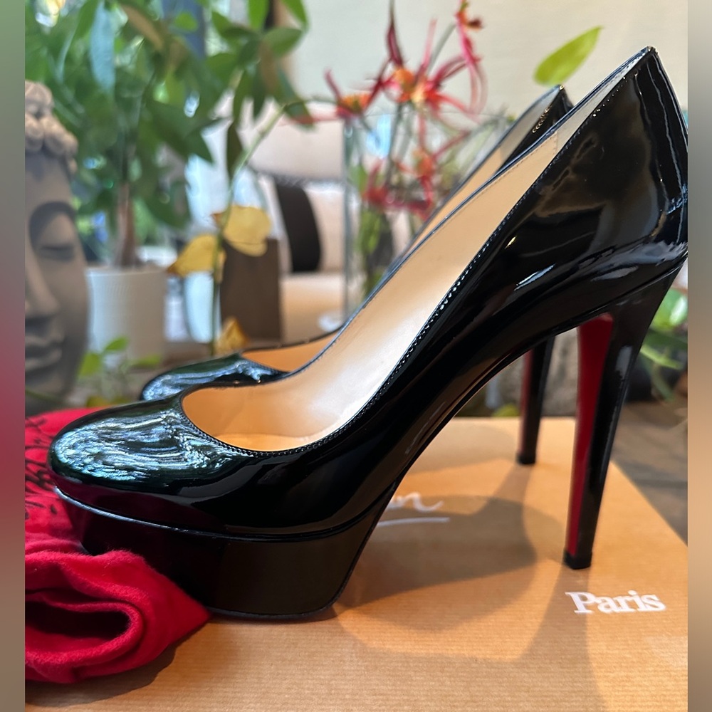 BIANCA 120 PATENT CALF platform heels. Only wore once.